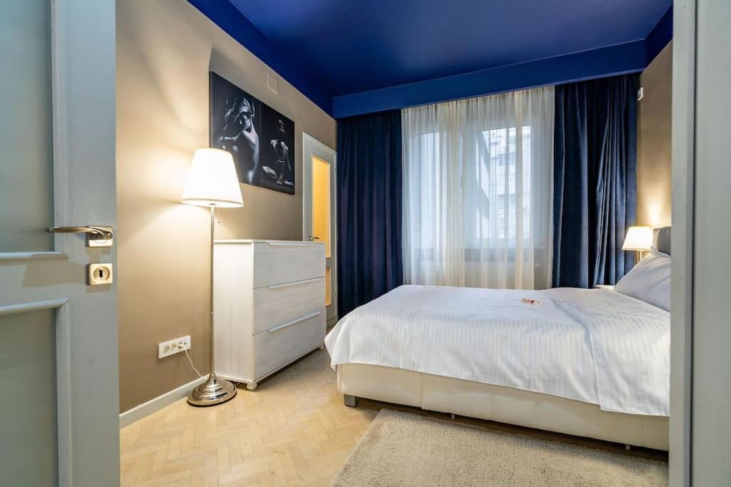 Modern - Central Apartment Bukarest Exterior foto